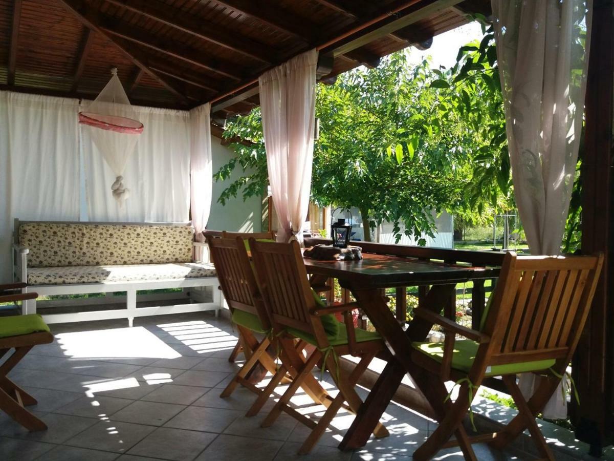 Antonis House